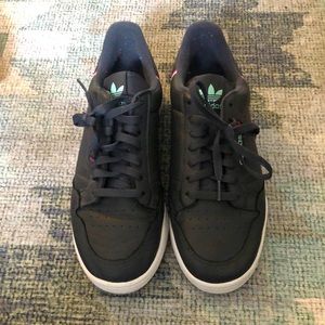 Adidas continental 80